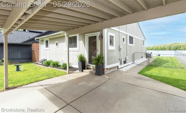 7900 Detroit Boulevard, West Bloomfield, MI 48323