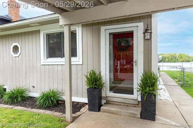 7900 Detroit Boulevard, West Bloomfield, MI 48323