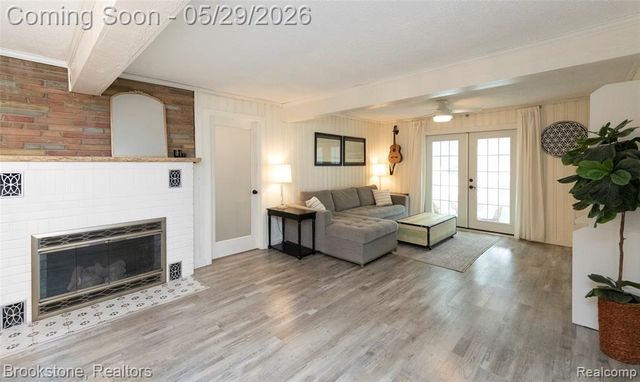 7900 Detroit Boulevard, West Bloomfield, MI 48323