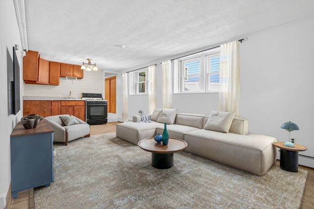 46 Grapevine Ave, Lexington, MA 02421