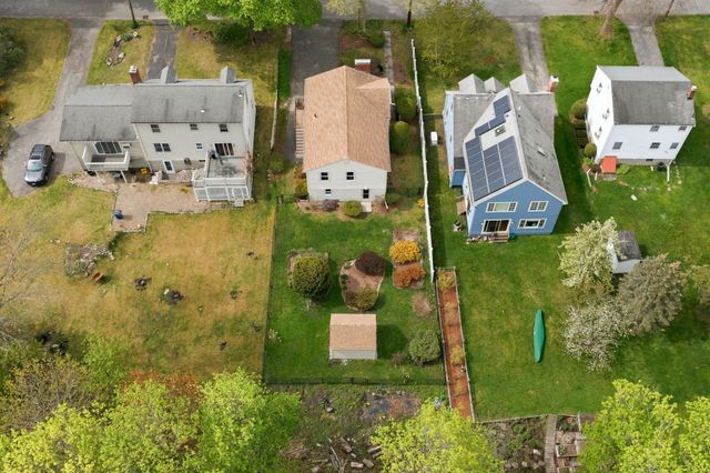 46 Grapevine Ave, Lexington, MA 02421