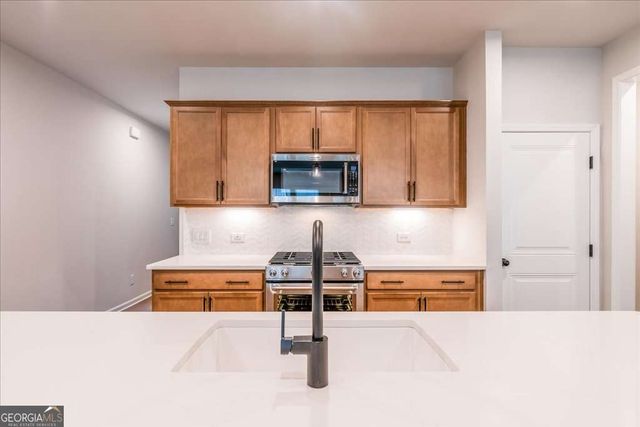 5769 Tillman Way, Powder Springs, GA 30127