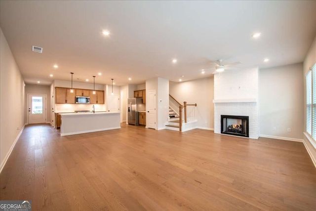 5769 Tillman Way, Powder Springs, GA 30127