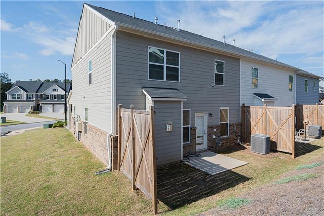 1250 Park Center Circle, Austell, GA 30168