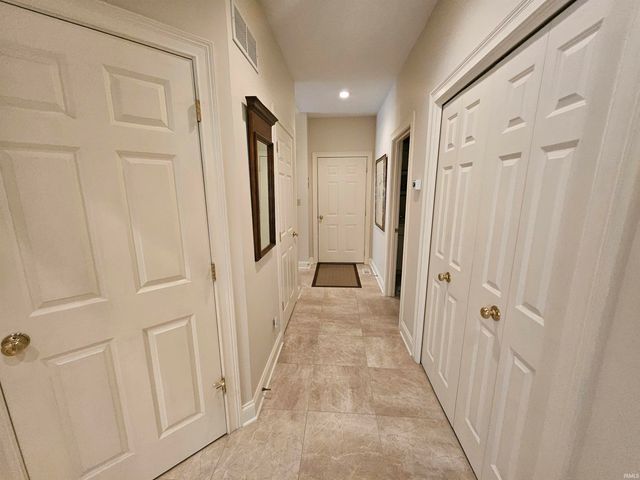 4111 Fairfax Court, Evansville, IN 47710