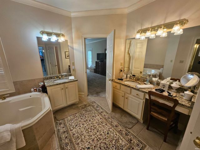 4111 Fairfax Court, Evansville, IN 47710