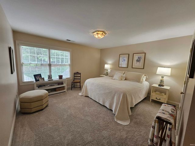 4111 Fairfax Court, Evansville, IN 47710