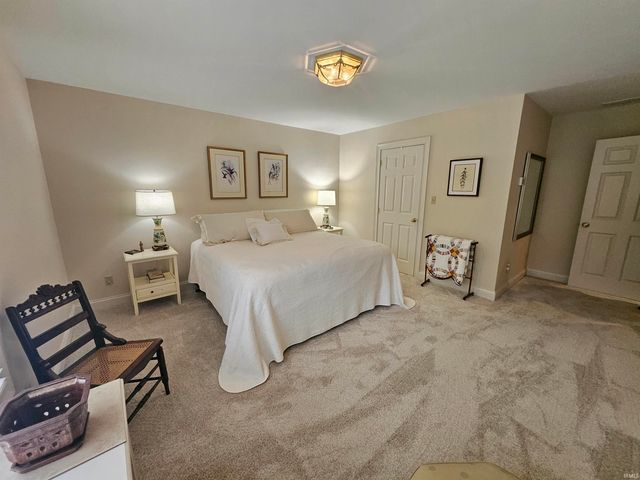 4111 Fairfax Court, Evansville, IN 47710