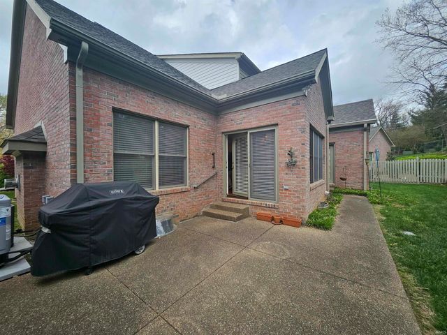 4111 Fairfax Court, Evansville, IN 47710