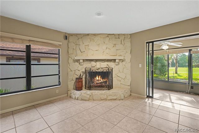 87 Golfview Drive, Homosassa, FL 34446