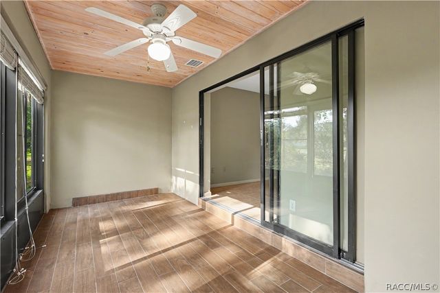 87 Golfview Drive, Homosassa, FL 34446