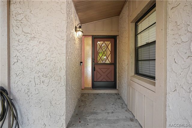 87 Golfview Drive, Homosassa, FL 34446
