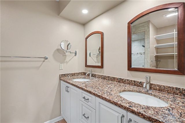 87 Golfview Drive, Homosassa, FL 34446