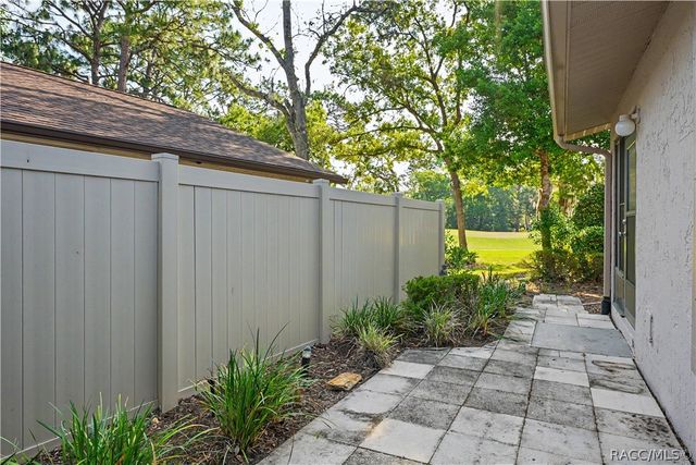 87 Golfview Drive, Homosassa, FL 34446