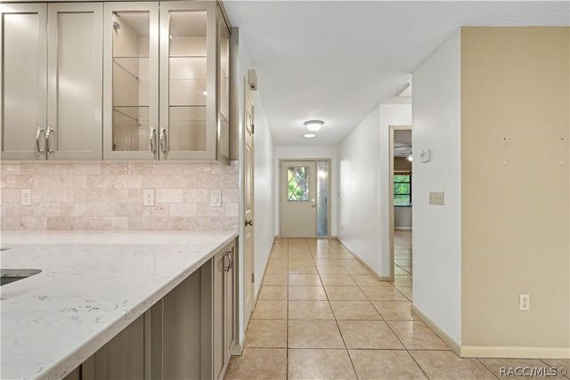 87 Golfview Drive, Homosassa, FL 34446