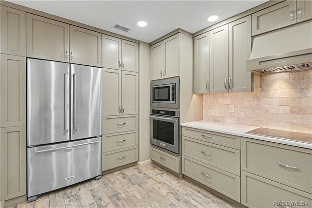 87 Golfview Drive, Homosassa, FL 34446