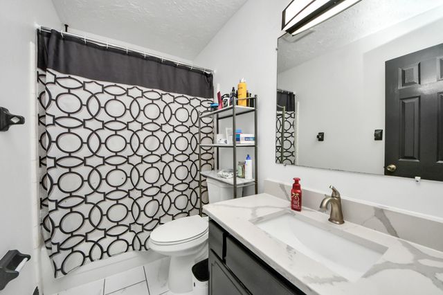 7407 Shiner Lane, Houston, TX 77072