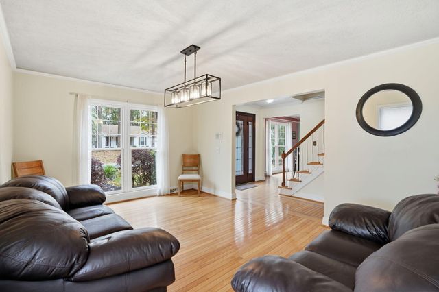 116 Stratford Drive, Summerville, SC 29485