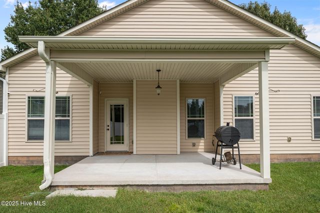 4316 Davencroft Village Drive, Winterville, NC 28590