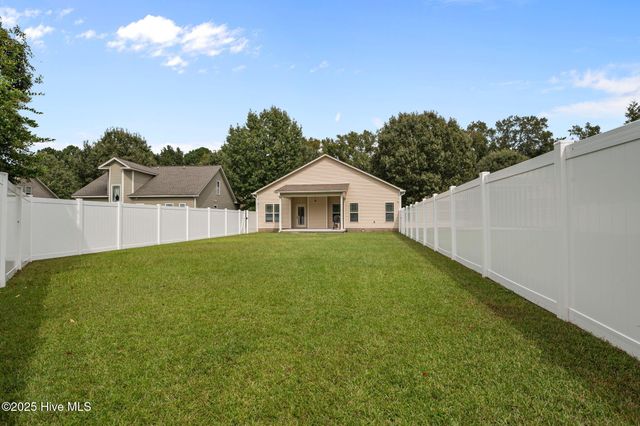 4316 Davencroft Village Drive, Winterville, NC 28590