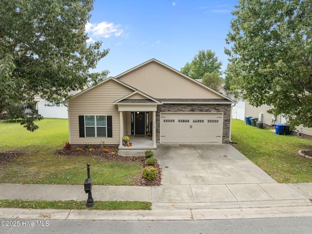 4316 Davencroft Village Drive, Winterville, NC 28590