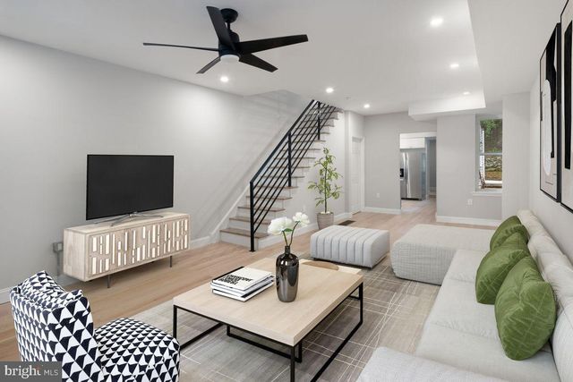 4129 TERRACE ST, Philadelphia, PA 19128