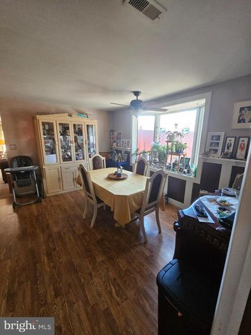 176 KENTON, Langhorne, PA 19047