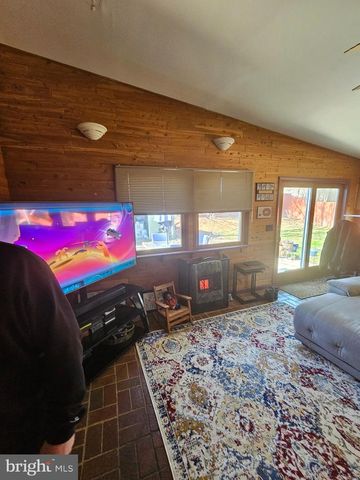 176 KENTON, Langhorne, PA 19047