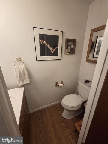 176 KENTON, Langhorne, PA 19047