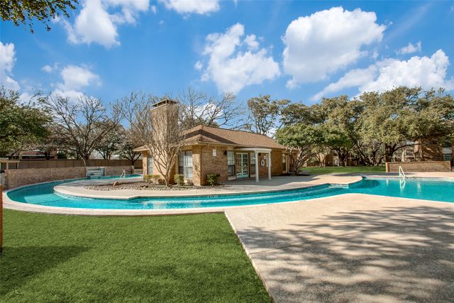 16301 Ledgemont Lane 202, Addison, TX 75001