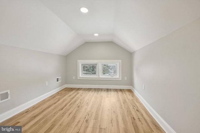 1335 MAPLE VIEW PL SE, Washington, DC 20020