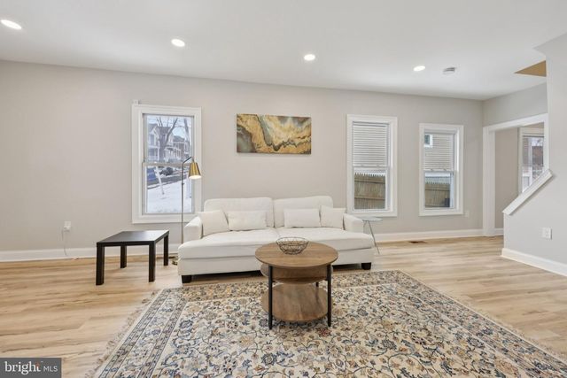 1335 MAPLE VIEW PL SE, Washington, DC 20020