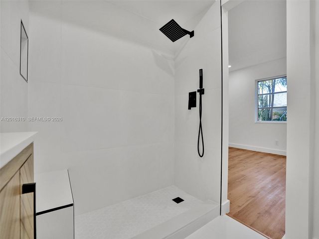 2426 SE 17th St 204A, Fort Lauderdale, FL 33316