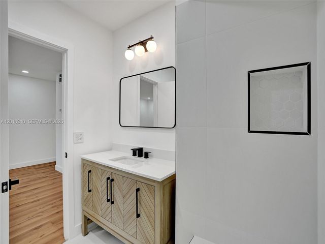 2426 SE 17th St 204A, Fort Lauderdale, FL 33316