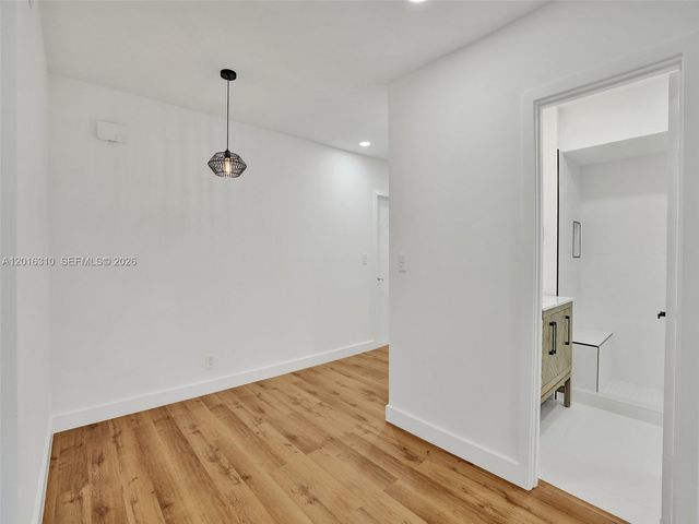 2426 SE 17th St 204A, Fort Lauderdale, FL 33316
