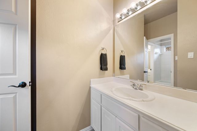 3209 Hidden Springs Drive, Corinth, TX 76210