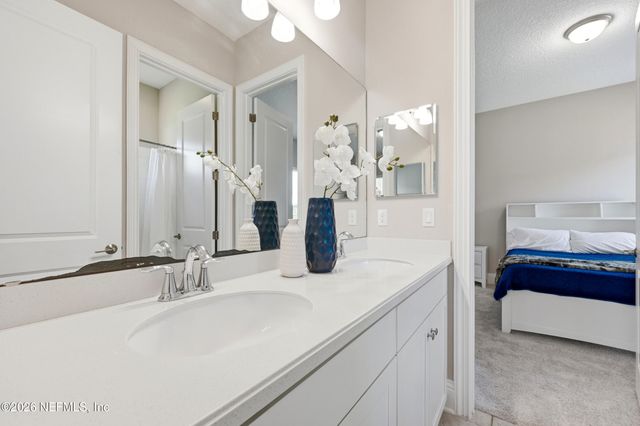 132 CLARENDON Road, St. Johns, FL 32259