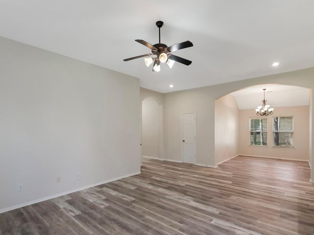 47 Lasting Spring, The Woodlands, TX 77389