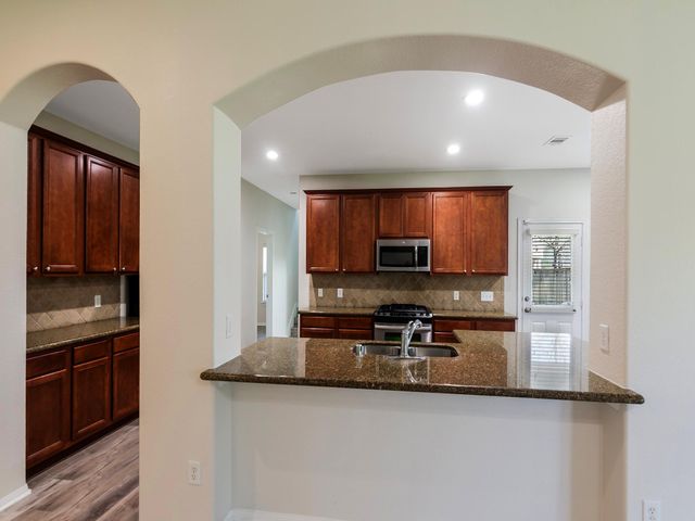47 Lasting Spring, The Woodlands, TX 77389
