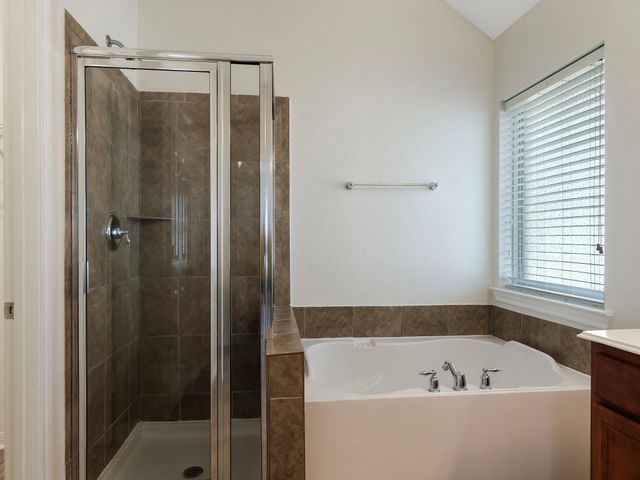47 Lasting Spring, The Woodlands, TX 77389
