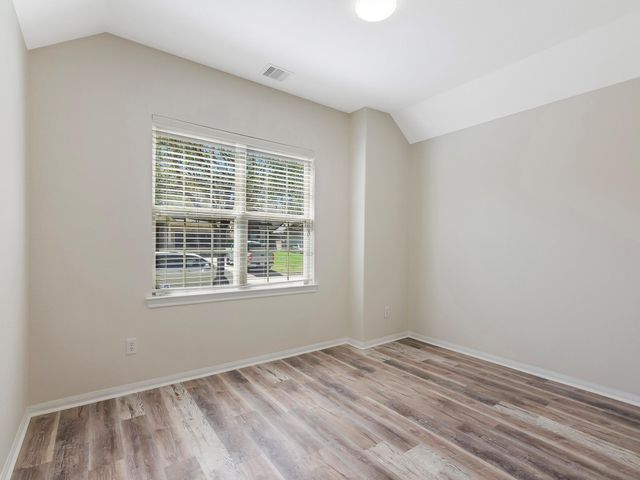 47 Lasting Spring, The Woodlands, TX 77389