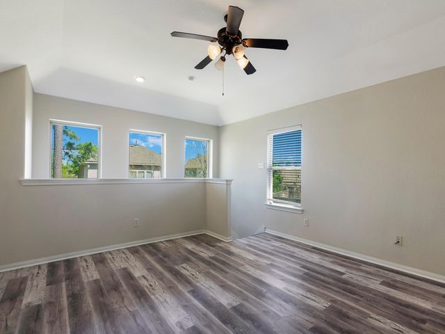 47 Lasting Spring, The Woodlands, TX 77389