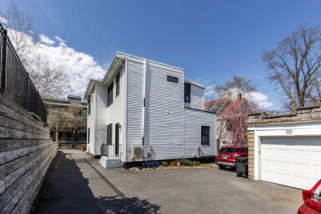 57 Walnut Street 2, Somerville, MA 02143