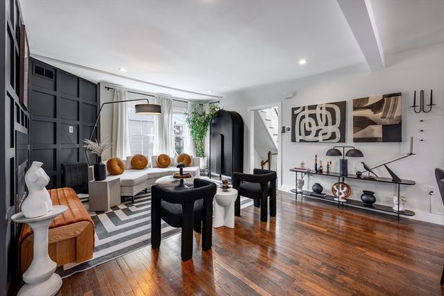 57 Walnut Street 2, Somerville, MA 02143