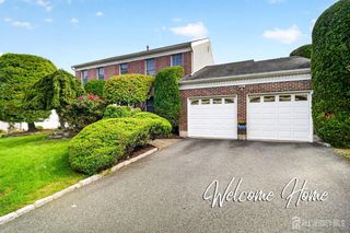 13 Drexel Hill Drive, South Brunswick, NJ 08824