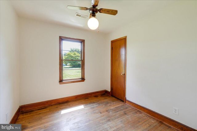 12 LITTLE WHIM RD, Fredericksburg, VA 22405