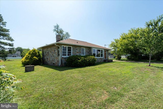12 LITTLE WHIM RD, Fredericksburg, VA 22405