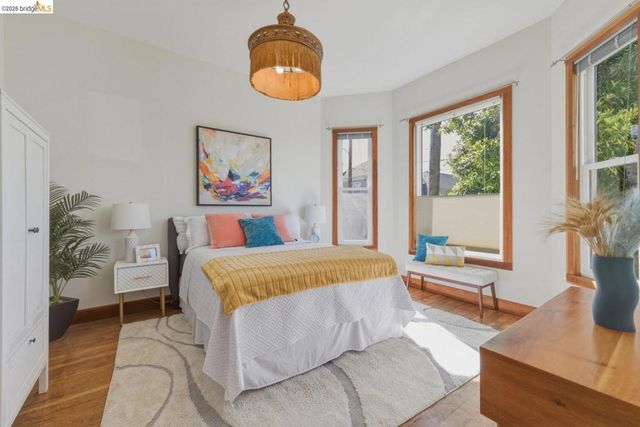 962 55Th St, Oakland, CA 94608