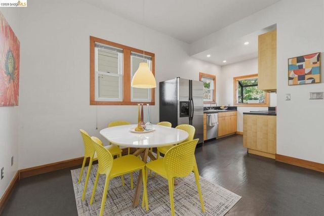 962 55Th St, Oakland, CA 94608