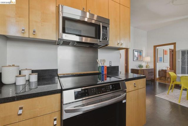 962 55Th St, Oakland, CA 94608